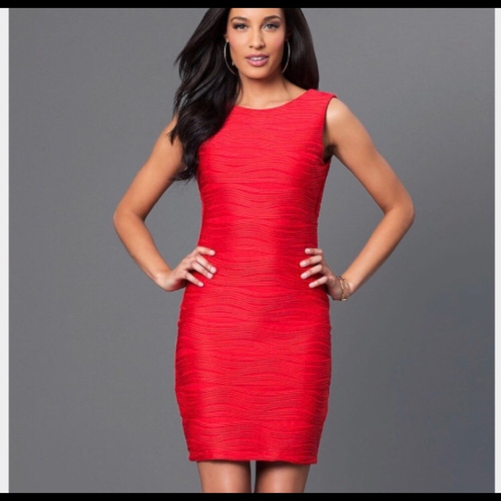 *NEVER USED* B. Darlin Red Mini Dress